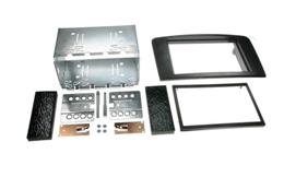 Rama 2DIN M-Classe (ML) M703690